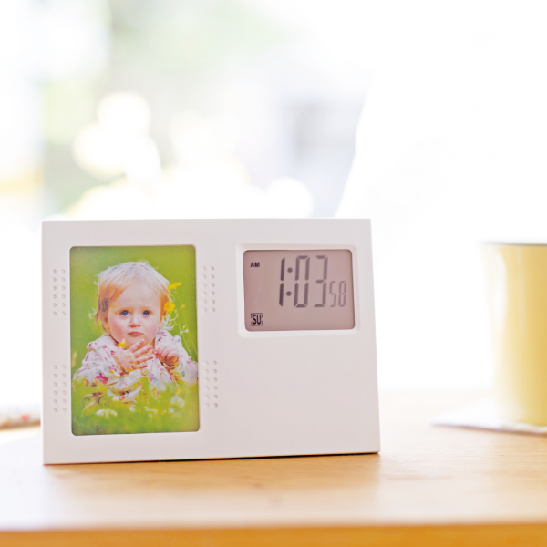 オリジナル　フォトスタンドクロック