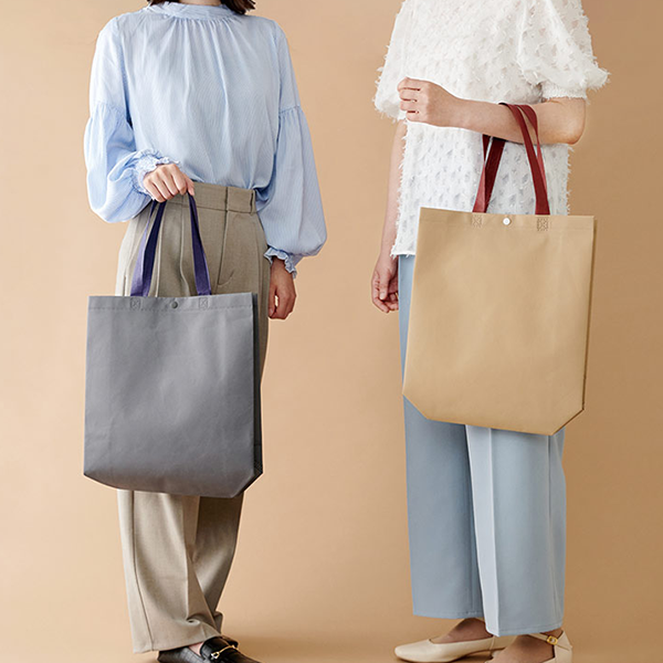 オリジナル　ボタン付不織布トート