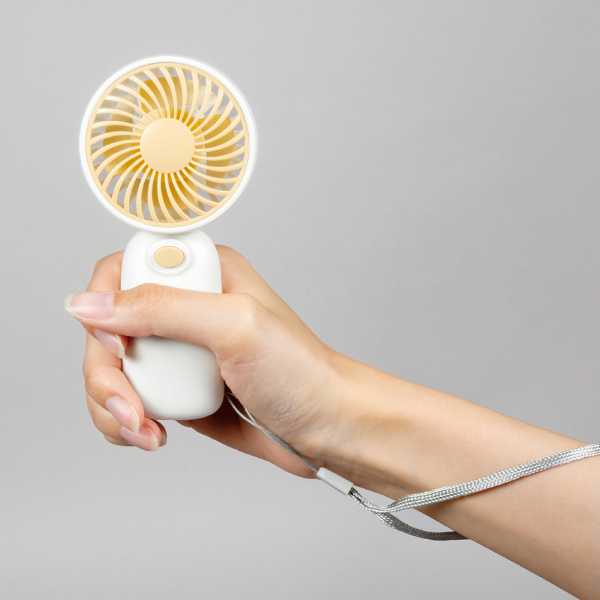 オリジナル 乾電池式ハンディファン